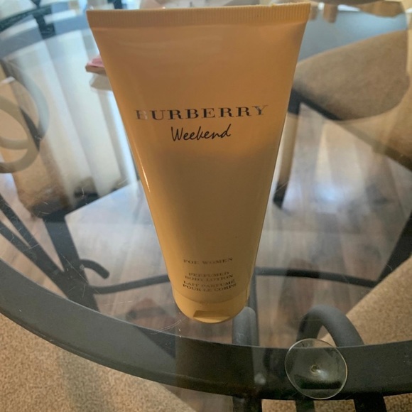 Burberry weekend - Picture 1 of 4